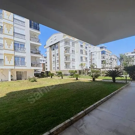 Antalyanin Gozdesi דירה