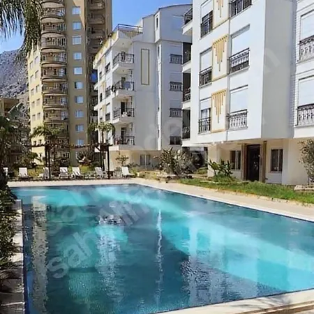 Antalyanin Gozdesi אנטליה
