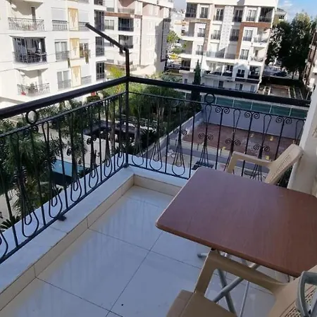 Antalyanin Gozdesi דירה